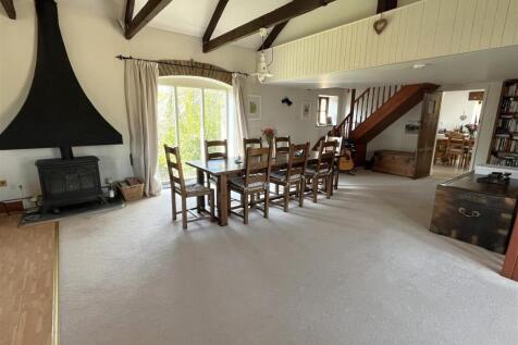 dining area.JPG