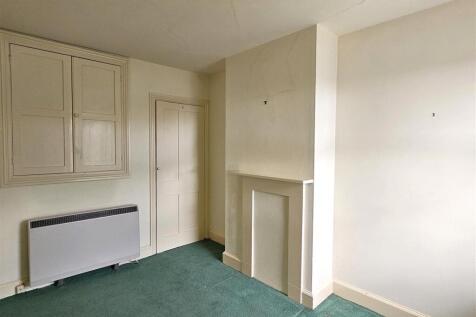 Second bedroom.jpg