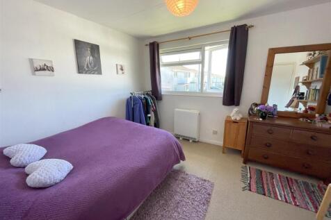 bedroom one.jpg
