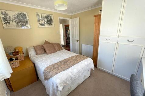 bedroom two .jpg