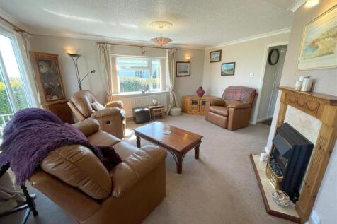 sitting room 2.jpg