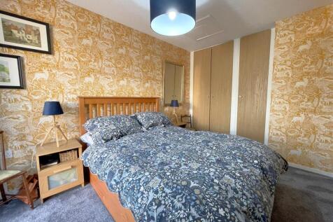 bedroom one .jpg