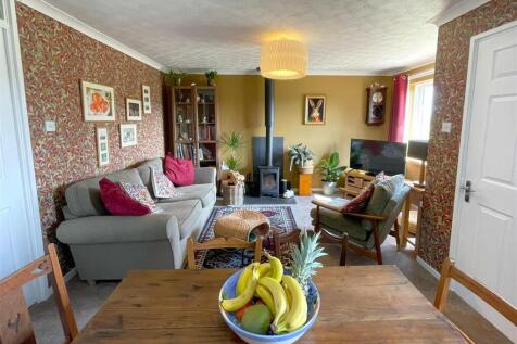dining area and sitting room .jpg
