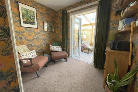 bedroom two .jpg