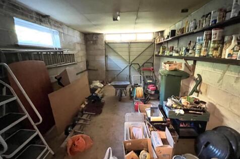garage.JPG