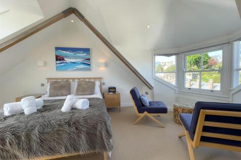 bedroom one 2.jpg