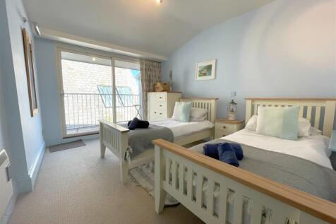 bedroom two.jpg