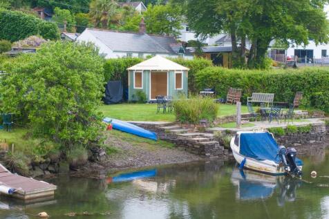waterfronting garden.JPG