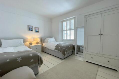 bedroom two .jpg