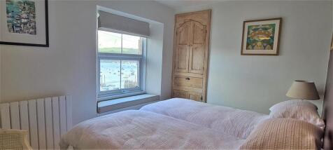 Bedroom one.jpg