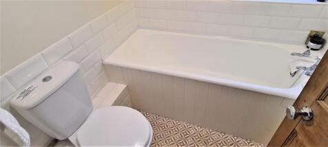 Bathroom.jpg