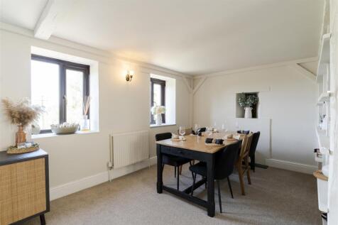 dining area.jpg