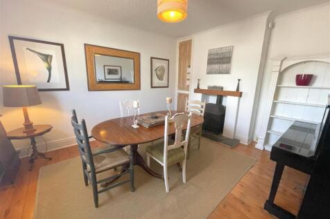 dining room.jpg