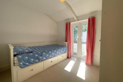 bedroom three .jpg
