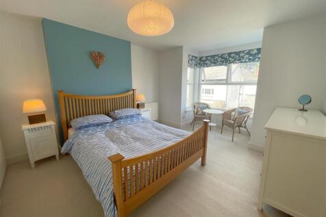 bedroom two .jpg