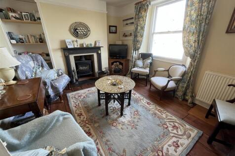 sitting room .JPG