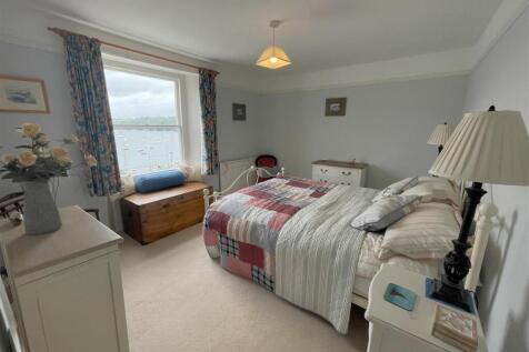 bedroom two 3.jpg