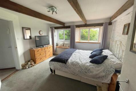 bedroom one .jpg