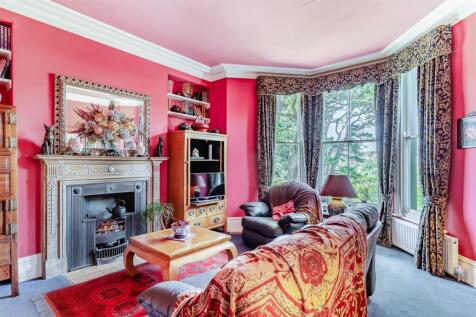 8653379-interior11.jpg