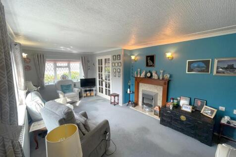 sitting room 2.jpg