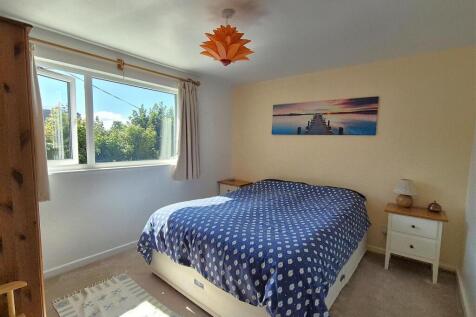 Principal bedroom.jpg