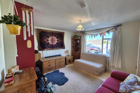 Sitting room (4).jpg