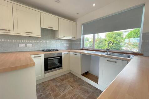 Kitchen 1.jpg