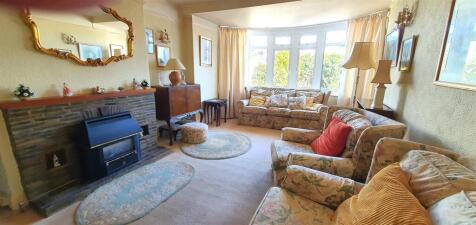 sitting room.jpg