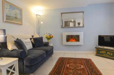 Sitting Room ...jpg