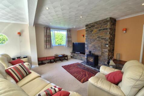 Sitting room (6).jpg