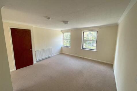 sitting room 2.jpg