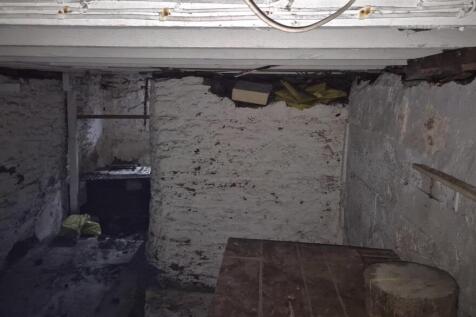 Basement (2).jpg