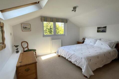 bedroom1.JPG