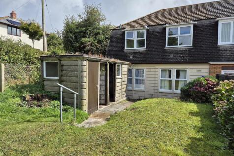 Rear garden and outbuildings