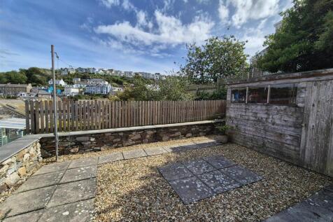 Rear terrace 2.jpg