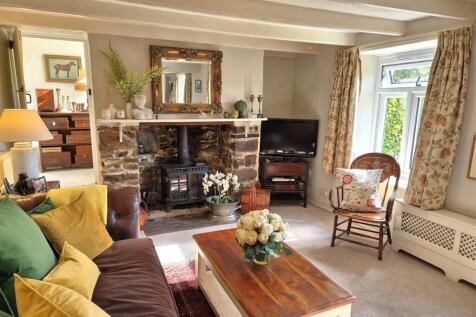 sitting room (2).jpg