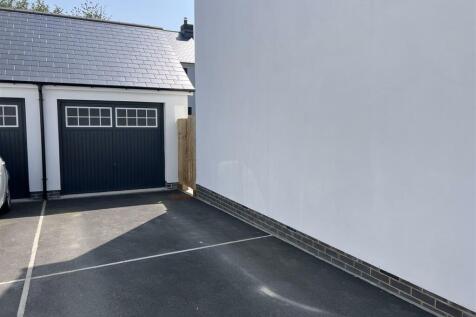 Driveway Garage