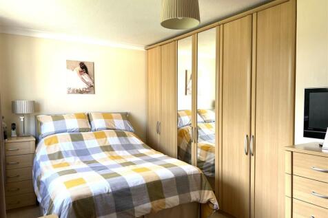 Bedroom To Front