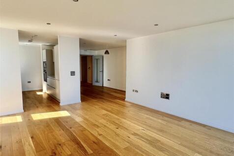 Living Area: