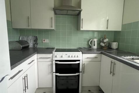 Kitchen: