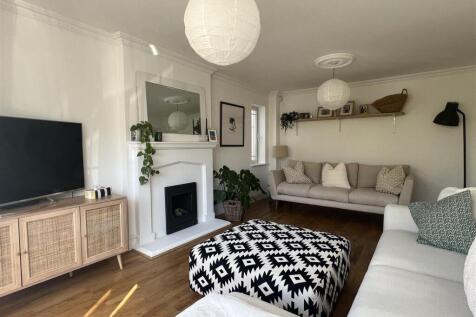 Formal Lounge