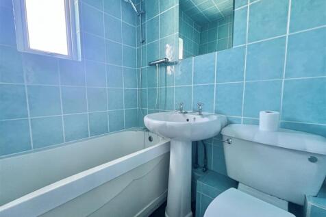 BATHROOM: