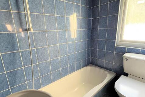 BATHROOM: