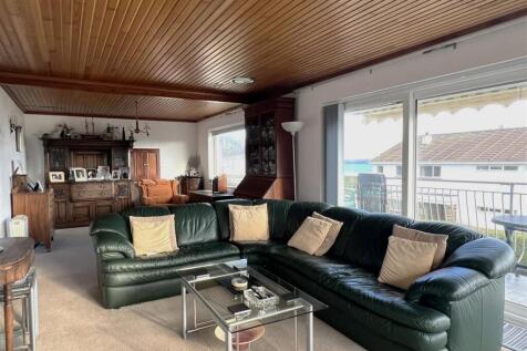 Lounge/Diner: