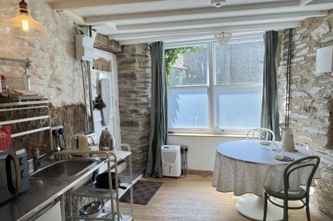 Annexe Kitchen Diner Area