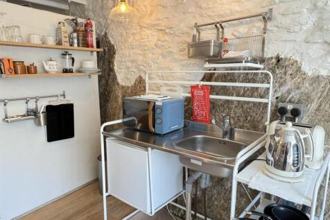 Annexe Kitchen Area