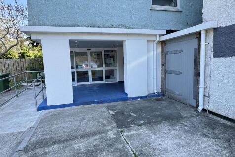 Communal Entrance