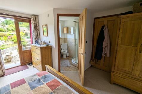 En Suite: