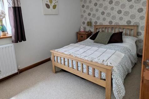 Bedroom: