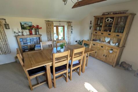Reception Room: